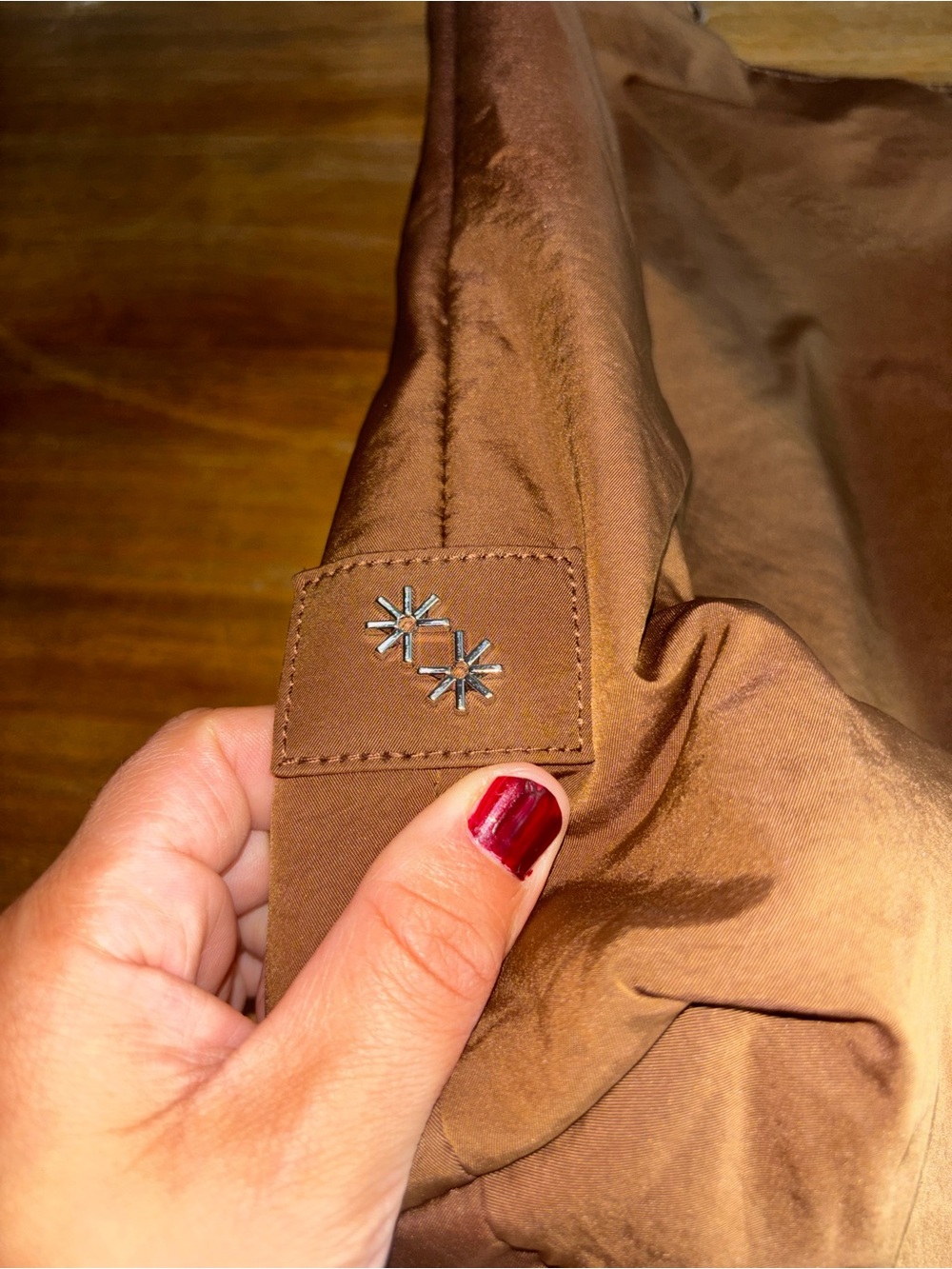 The Paper Bunny Puffer Shopper Tote - Picture 3 of 9